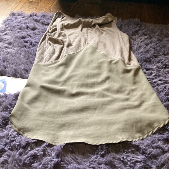 XCVI Grey Tank Top - Small Longer in back - Picture 5 of 5